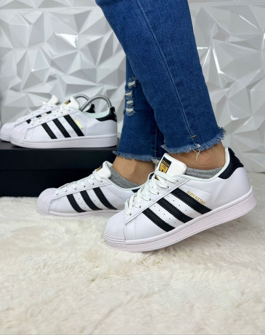 ADIDAS SUPERSTAR