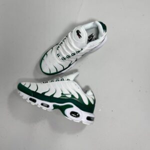 NIKE TN
