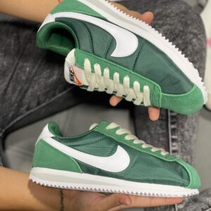 6.NIKE CORTEZ