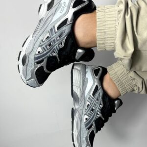 0.3. ASICS GEL