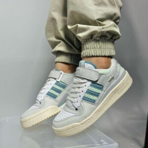 4 ADIDAS FORUM LOW